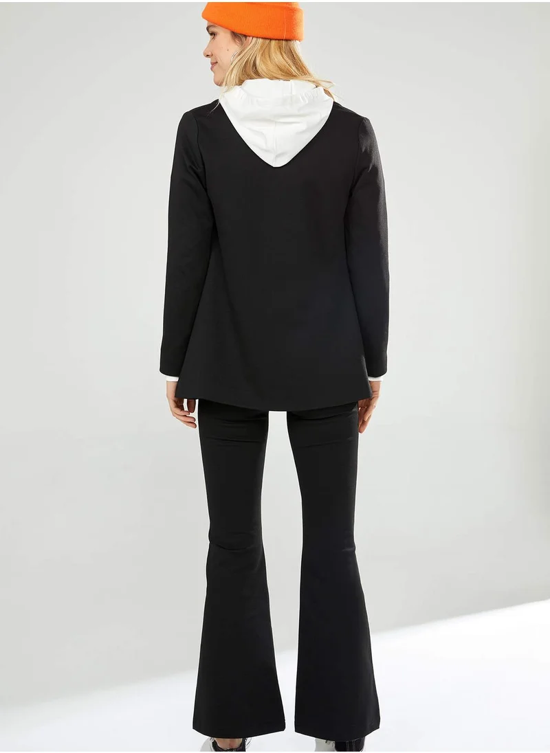 DeFacto Basic Flare Cut Belted Trousers