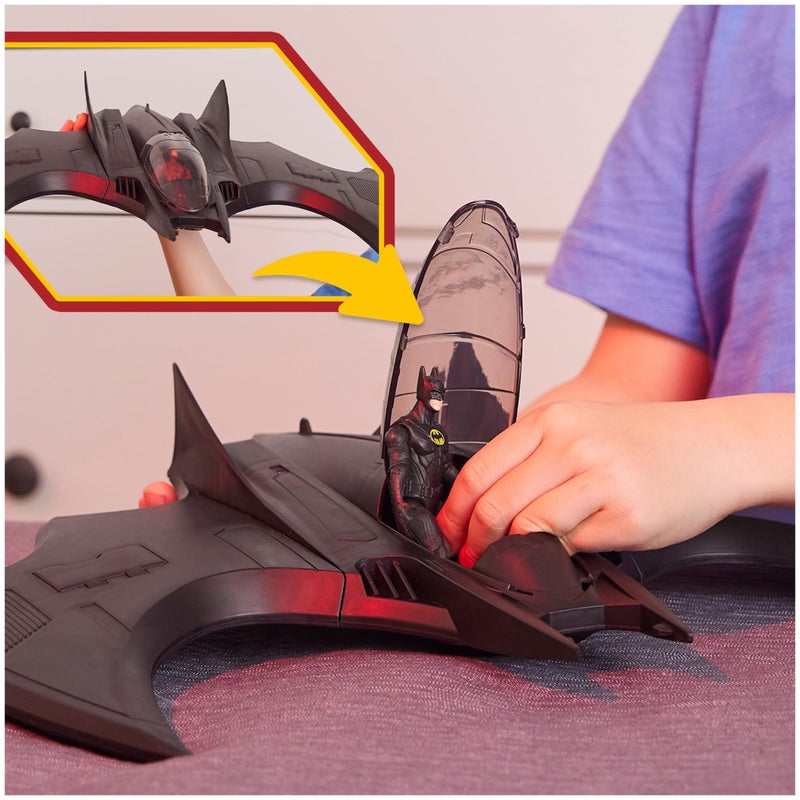 DC Comics, The Flash Ultimate Batwing Set The Flash and Batman Action Figures, 4-inch Playset Kids Toys for Boys and Girls 3 and Up - Image 4