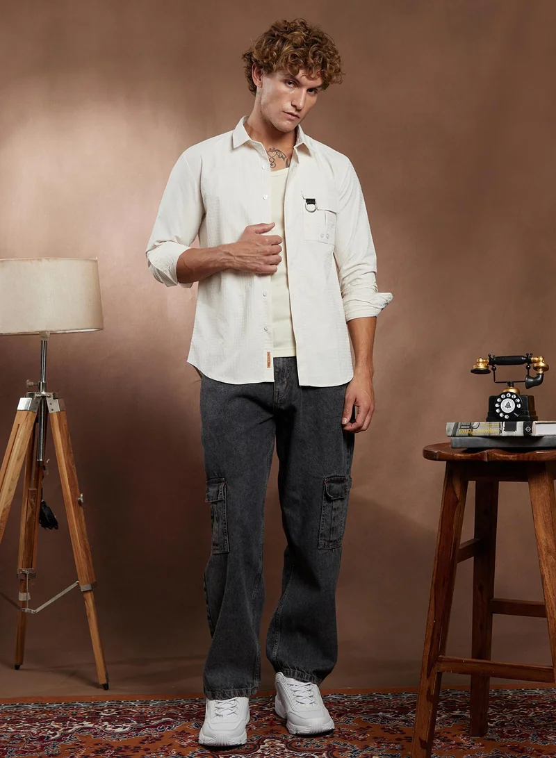 Campus Sutra Campus Sutra Men's Chalk White Grid-Utility Shirt For Casual Wear | Spread Collar | Long Cuffed Sleeves | Button Closure | Shirt Crafted With Comfort Fit For Everyday Wear