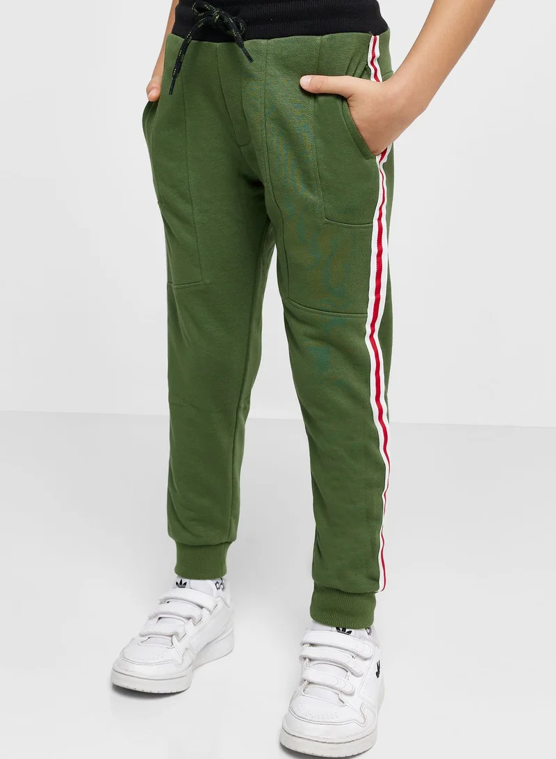 Pinata T-Shirt & Joggers Set For Boys