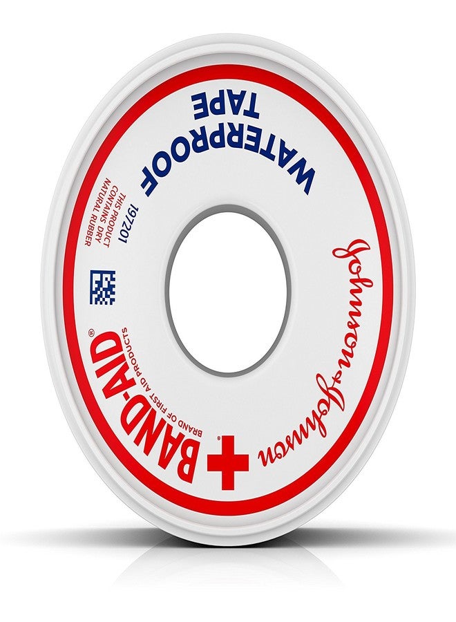 شريط لاصق طبي ذاتي اللصق مقاوم للماء بنسبة 100% من ماركة Band-Aid لمنتجات الإسعافات الأولية، لتثبيت الضمادات، شريط لاصق متين للعناية بالجروح، 1 بوصة × 10 ياردات (عبوة من قطعتين) - Image 3
