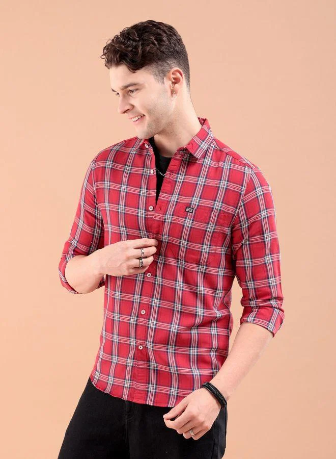 ذا انديان كراج كو Men Slim Fit Checkered Full Sleeves Spread Collar Casual Shirt
