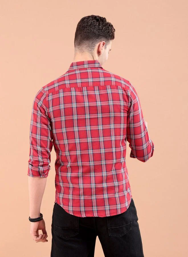 ذا انديان كراج كو Men Slim Fit Checkered Full Sleeves Spread Collar Casual Shirt