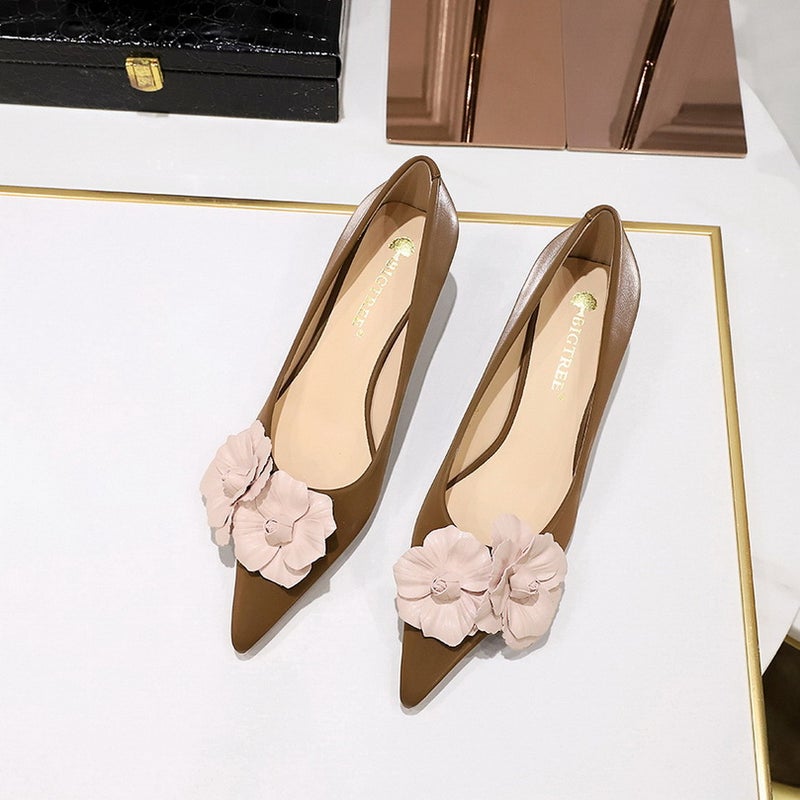 Korean Banquet Chic Slim-fit Mid-heel Floral Womens Shoes Khaki