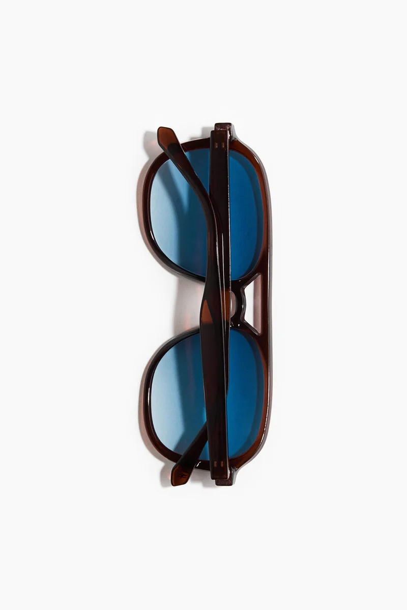 اتش اند ام نظارات شمسية أفياتور