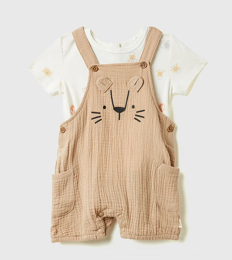 Huggies W83