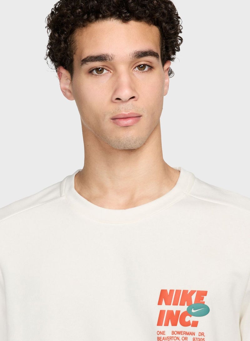 Nike Dri-Fit Fleece Graphic T-Shirt - Image 3