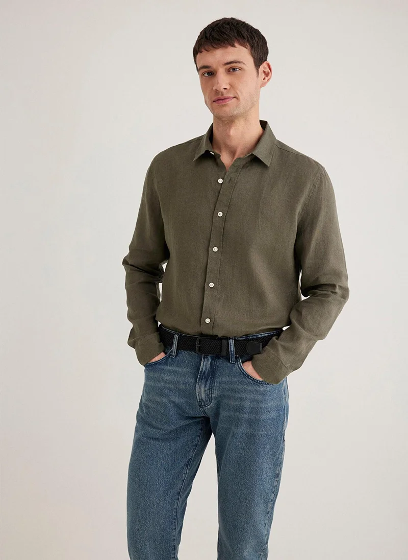 مافي قميص كتان كاكي