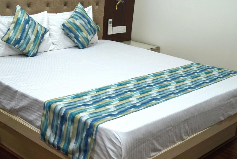 Vissage Vissage Contemporary Designer Double Bed Runner with 2 Cushion Covers  - Image 1