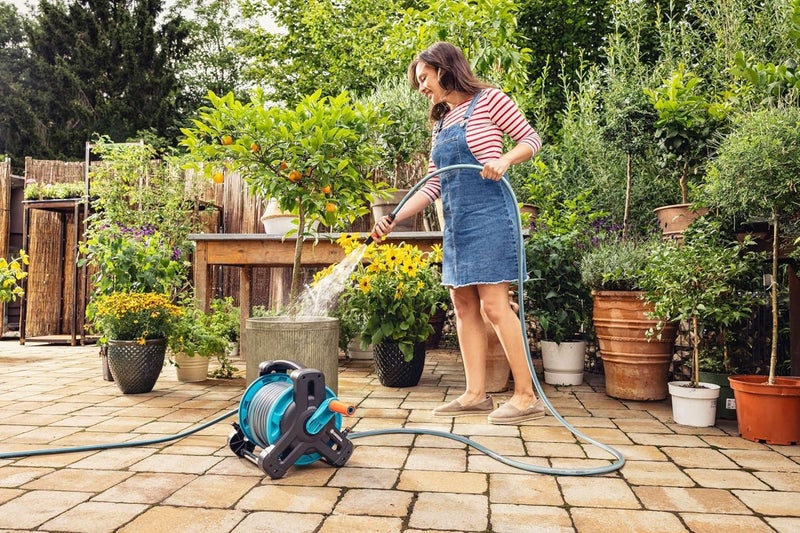 GARDENA Classic Hose Action 13 mm (1/2 Inch), 18 m: Universal Garden Hose Made of Robust Cross Fabric, 22 Bar Burst Pressure, UV-Resistant, Without System Parts (18001-20) Grey 18 m without System - Image 5
