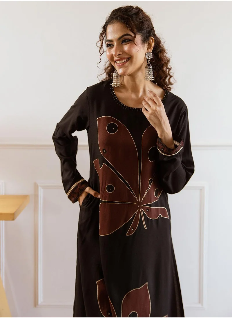 آي شين Floral Printed Round Neck Straight Kurta With Palazzos