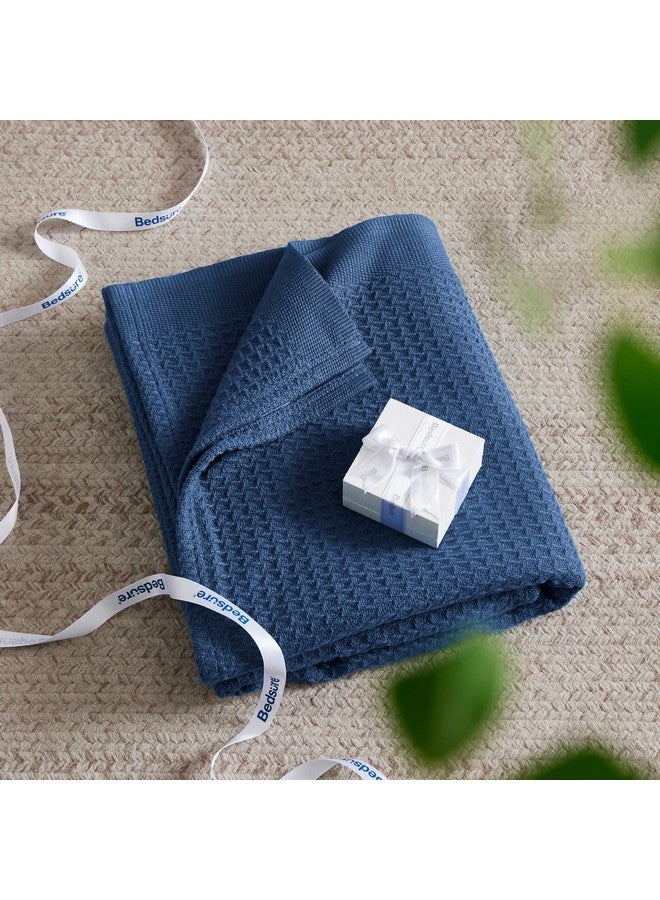 Bedsure Bedsure 100% Cotton Blanket Queen Size for Bed - Breathable and Soft, Waffle Weave Blanket for Summer Spring, Navy, 90x90 Inches  - Image 4