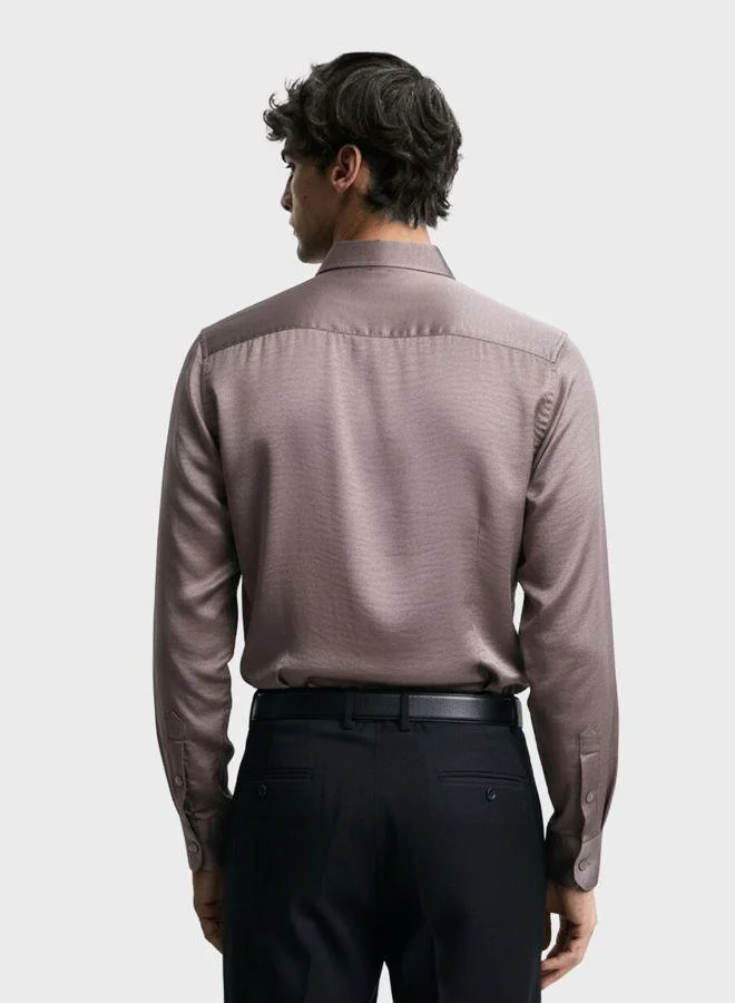 The Indian Garage Co Men Slim Fit Solid Round Neck Full Sleeves Shirt