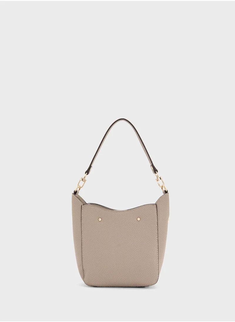 GUESS Brenton Girlfriend Satchel