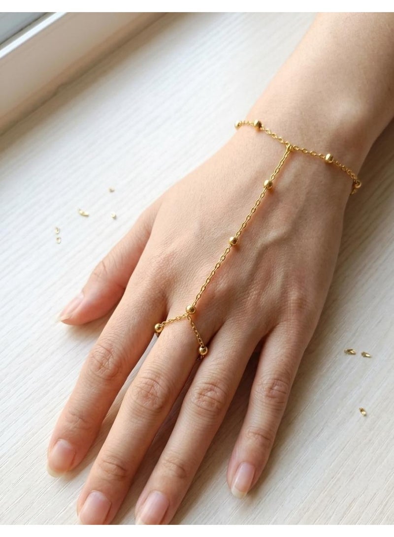 Luxuria Hand Chain Ring: A modern accessory that combines a bracelet and a ring into one piece connected by a thin chain. - Image 4