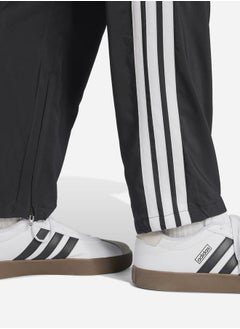 Essentials 3-Stripes Open Hem Fleece Pants - pzsku/ZEB3F869D218DF871D39CZ/45/_/1739732141/920ec778-ec5a-494a-a09a-180696fe8e6a