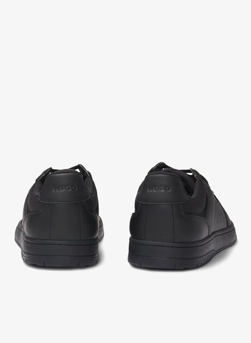 هوجو سنيكرز جلد صناعي برباط وتفاصيل شعار