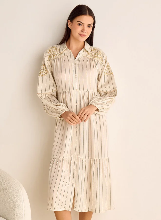 سبلاش فيڤ قميص نوم مطرز بالزهور مخطط بأكمام طويلة وياقة