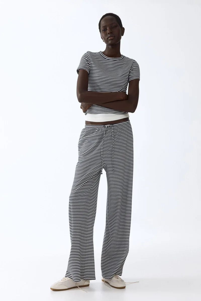 اتش اند ام تي-شيرت مرن