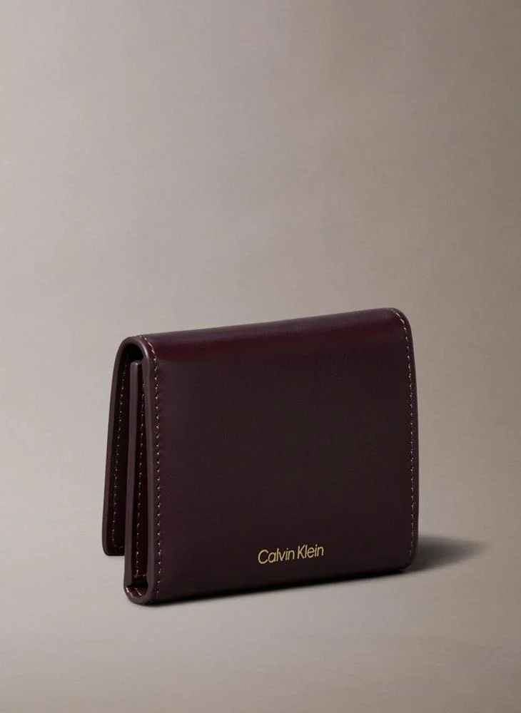 CALVIN KLEIN Emblem Hardware Medium Trifold Wallet