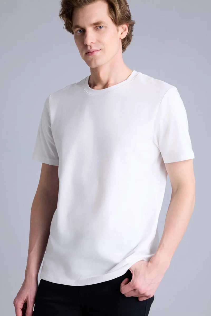 ديفاكتو Slim Fit Short Sleeve T-Shirt