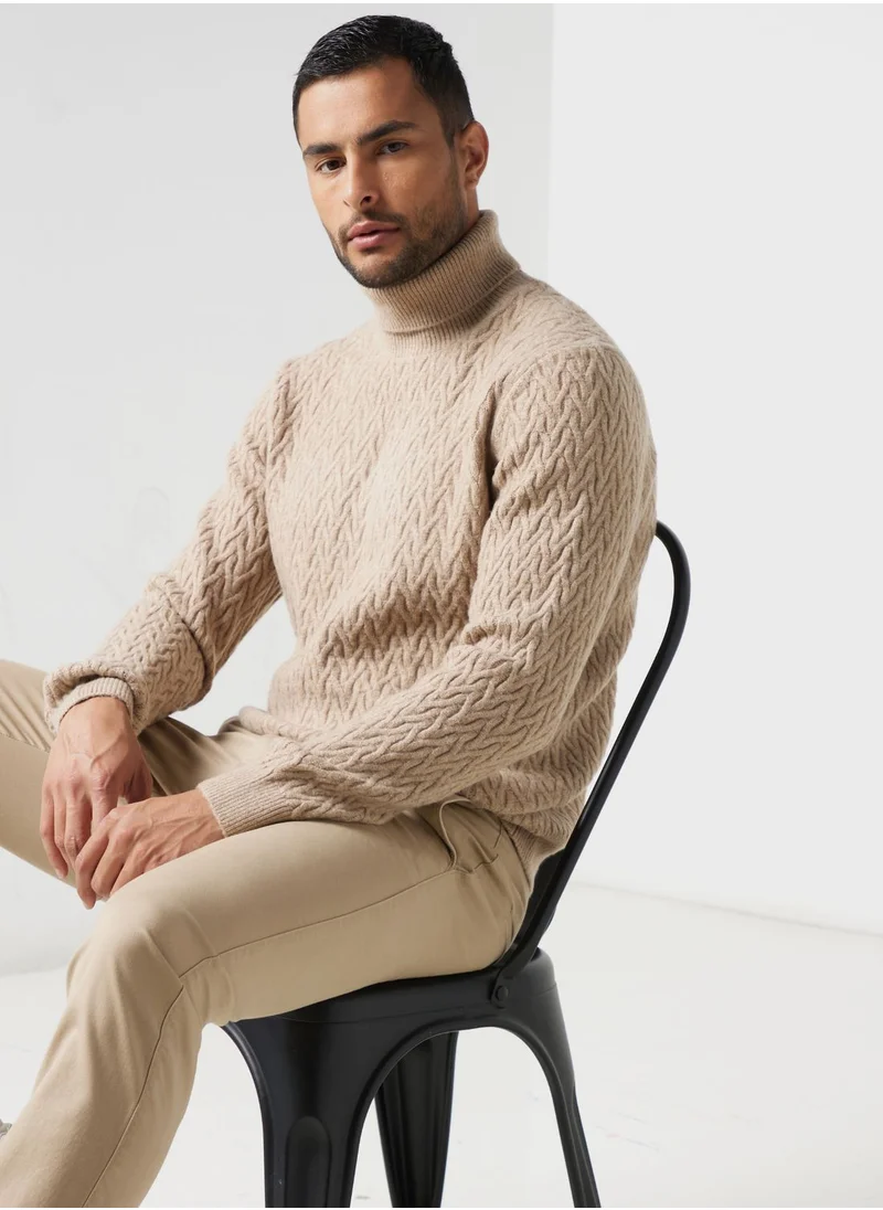مانجو مان Turlte Neck Braided Sweater