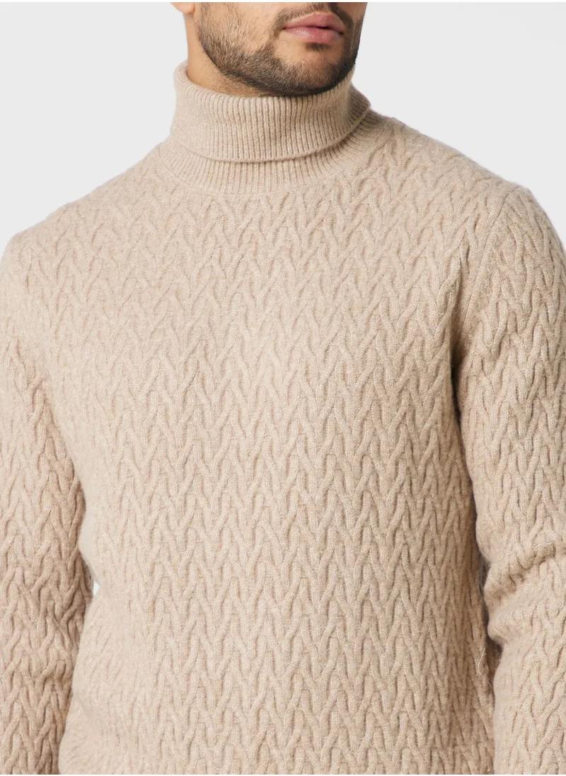مانجو مان Turlte Neck Braided Sweater