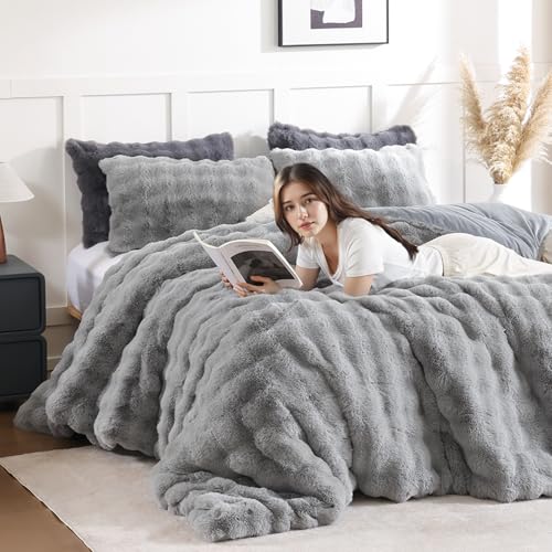 YIKUSH Light Gray Comforter Set Queen – Ultra Soft & Warm Faux Fur Comforter for Winter, Elegant Fluffy Comforter Queen Set with Pillowcases, Cozy Gray Queen Bedding Set - Image 5