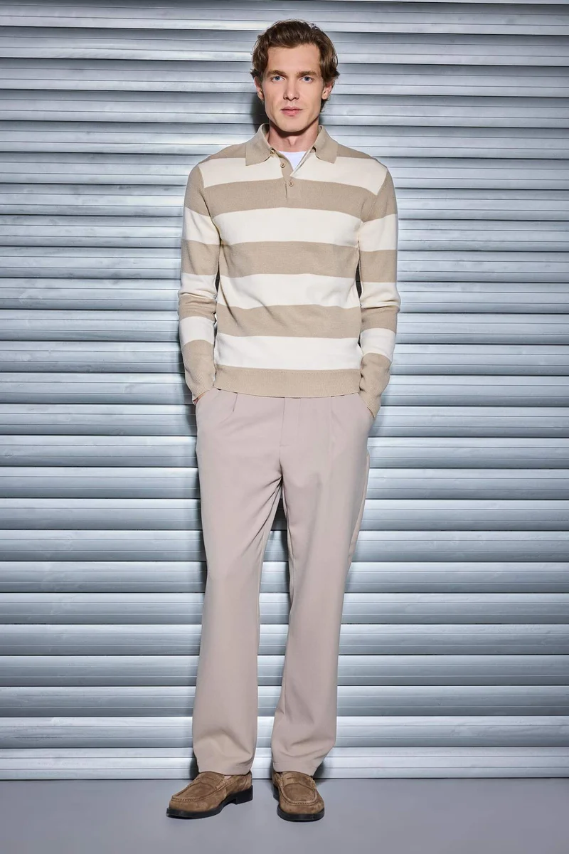 ديفاكتو Standard Fit Polo Collar Knitwear Pullover