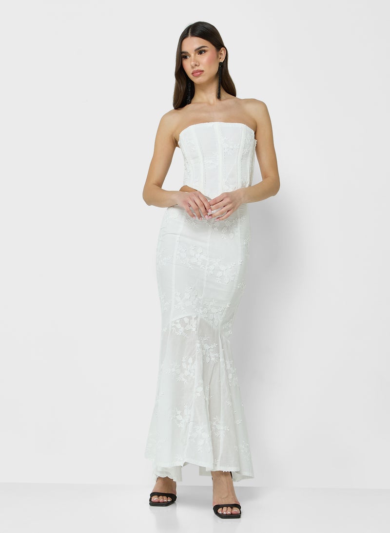 جينجر طقم مشد مطرز وتنورة ماكسي ذيل سمكة - Image 5