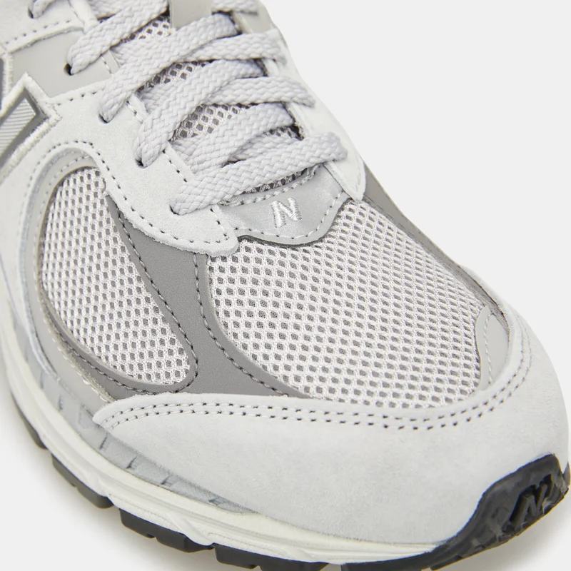 New Balance Men's 2002R Shoes