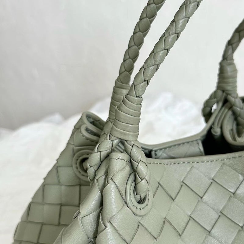 Women's Woven Leather Shoulder Bag - Image 3