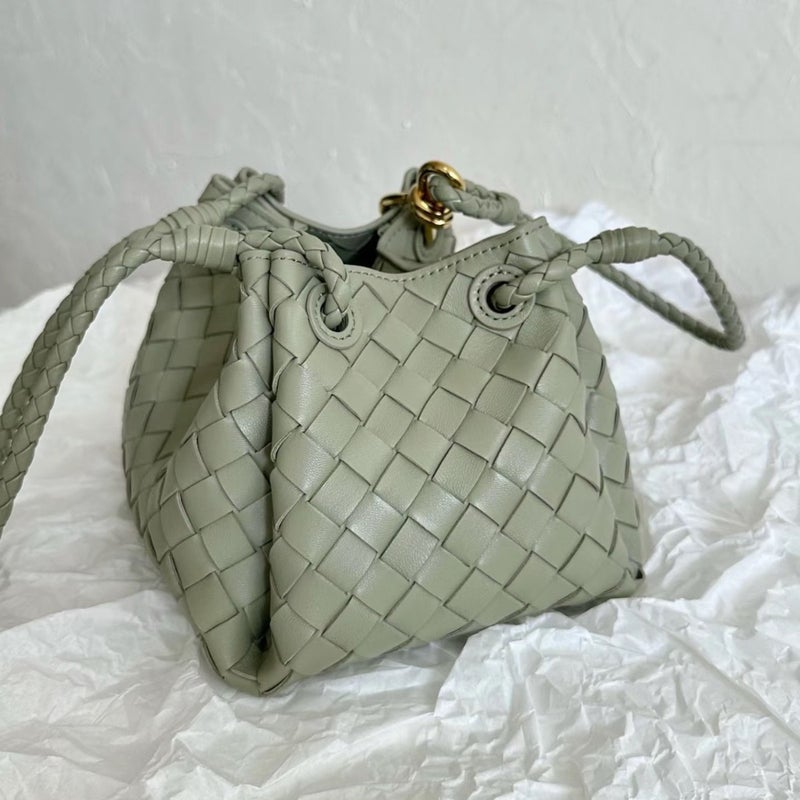 Women's Woven Leather Shoulder Bag - Image 2