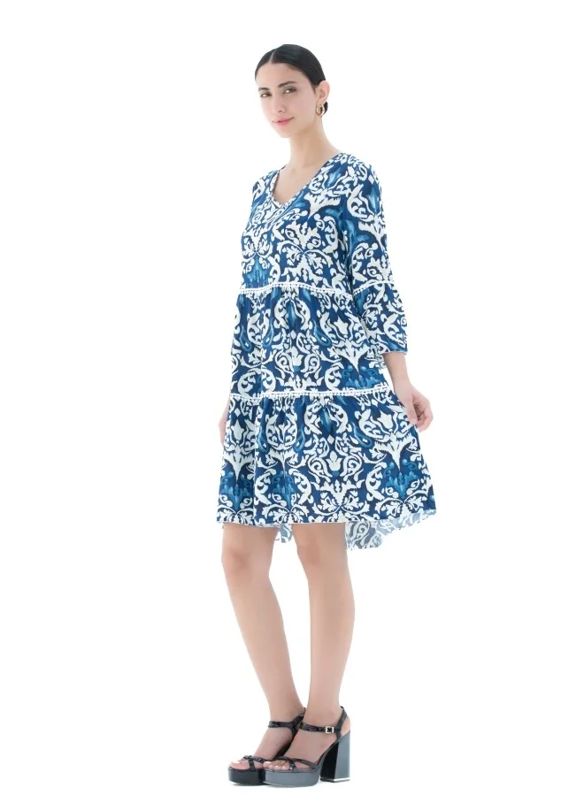 HaILYS A stylish tiered dress with blue and white print, perfect for breezy summer days.