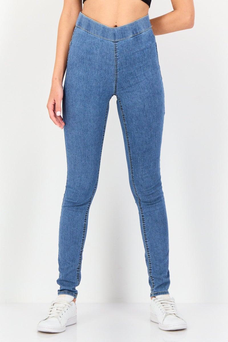 ONLY جدي باي أونلي نساء ملابس عادية تناسب الجسم بلون أزرق فاتح - Image 1