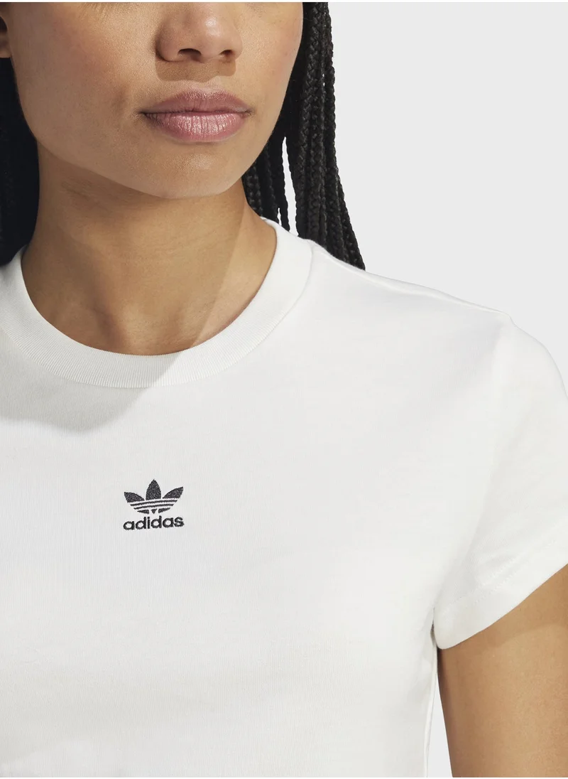 adidas Originals Essentail T-Shirt