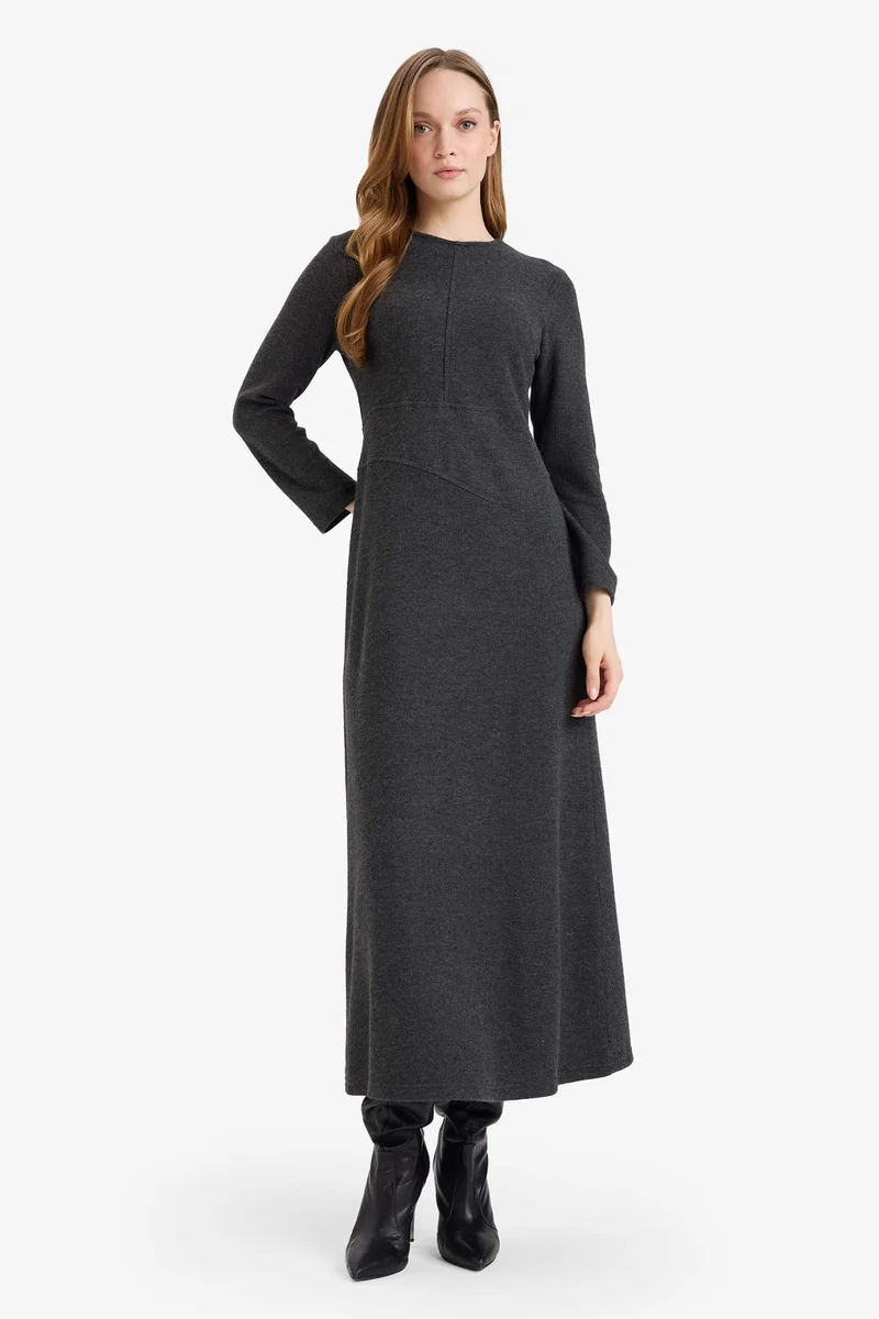 ديفاكتو Regular Fit Thessaloniki Fabric Dress