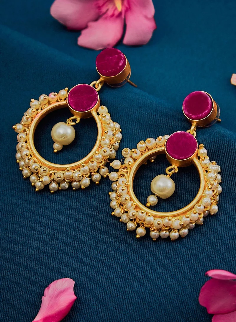 SOHI Gold Plated Stylish Drop Earrings