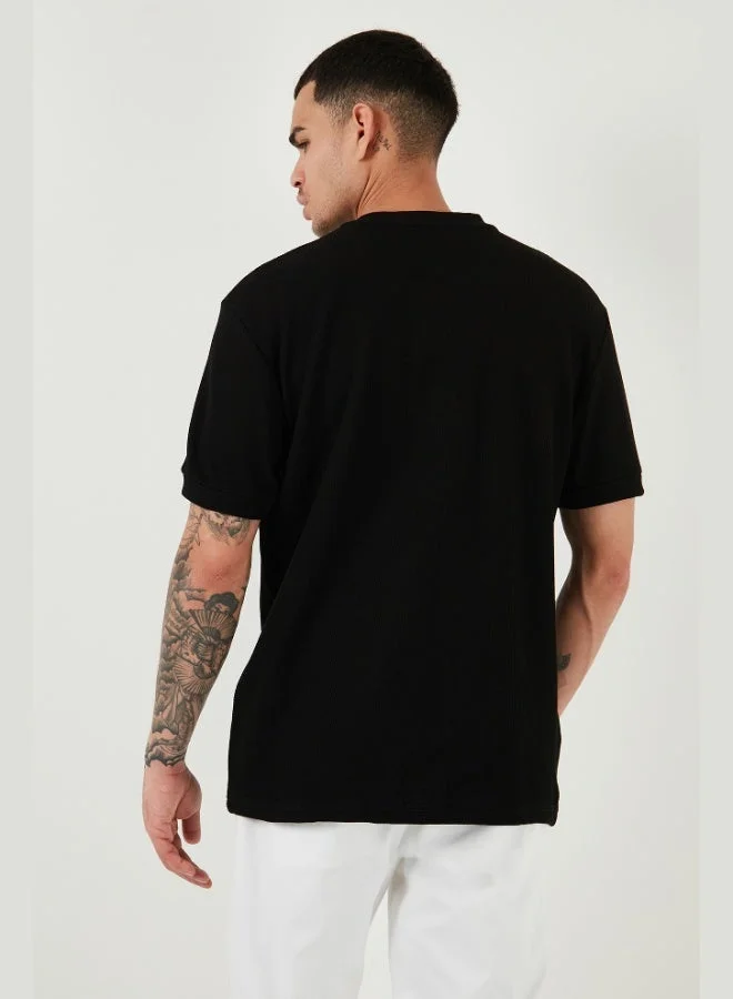 Buratti  Buratti Cotton Relaxed Fit Buttoned Crew Neck T Shirt Men's T SHIRT 5902737  | Best Price UAE