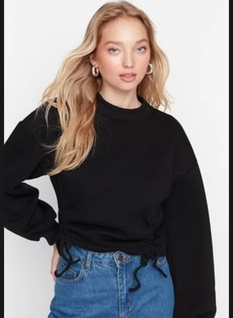 trendyol Black Pull-Detail Crop Knitted Sweatshirt.