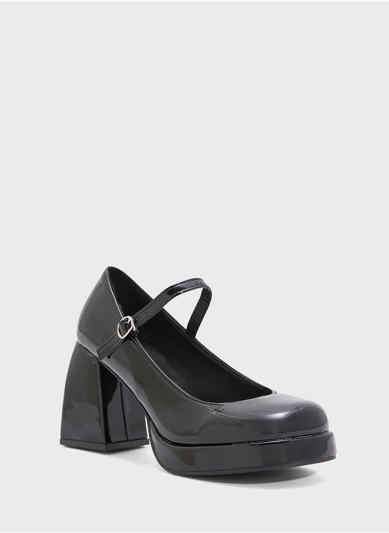 ايلا Heeled Mary-Jane Pump