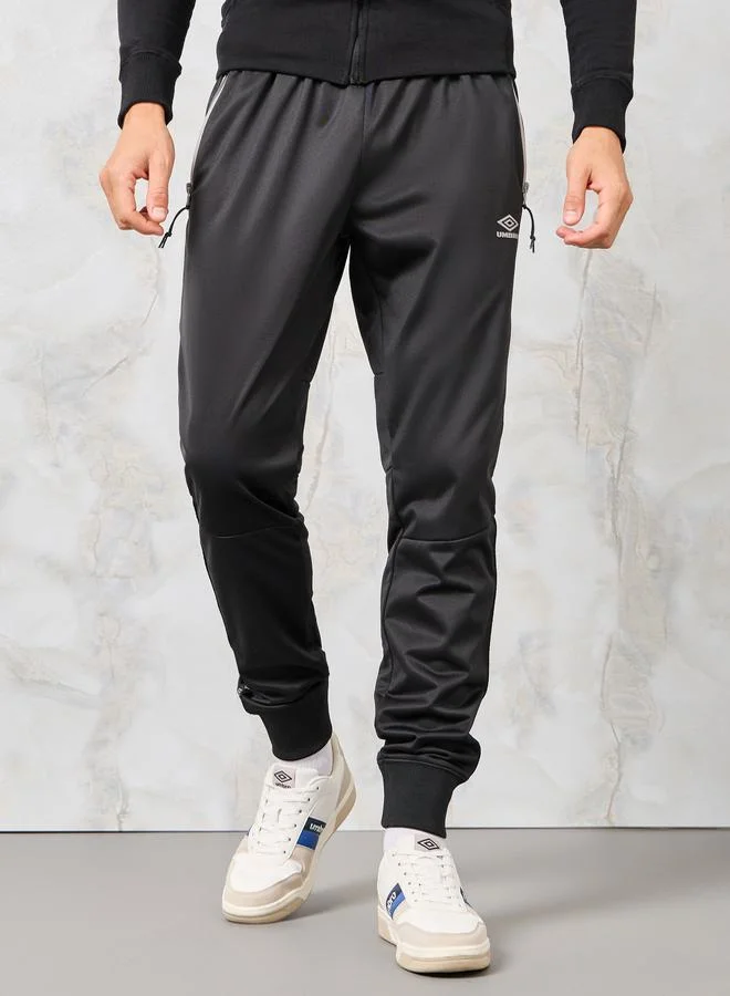 umbro Taped Jogger with Zipper Pockets