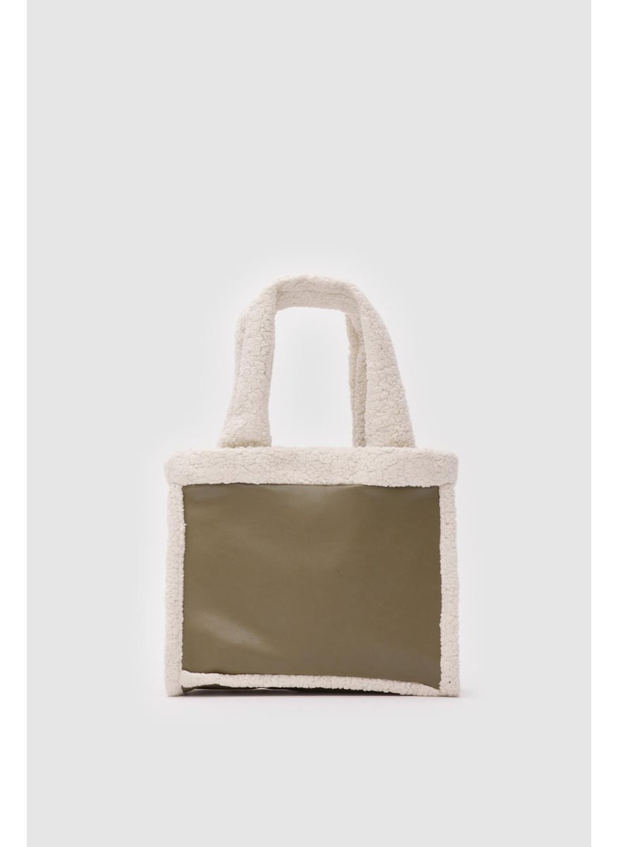 Shule Bags حقيبة كتف نسائية مكسوة بالفرو كيث كاكي  - Image 1