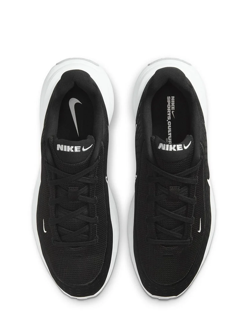 Nike Uplift SC
