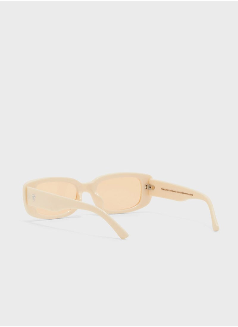 CHPO Nicole-Sustainable Sunglasses - Made Of 100% Recycled Materials  - Image 2