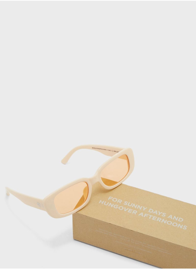 CHPO Nicole-Sustainable Sunglasses - Made Of 100% Recycled Materials  - Image 4
