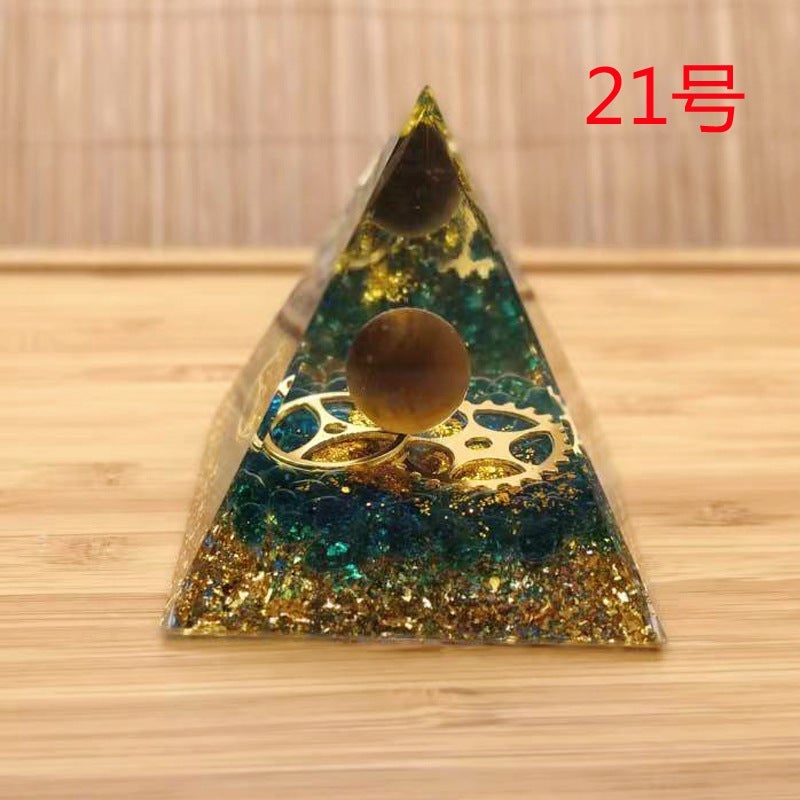 Cross-border ornaments foreign trade explosions a variety of crystal gravel energy stone pyramid ornaments creative crafts manufacturers 21.