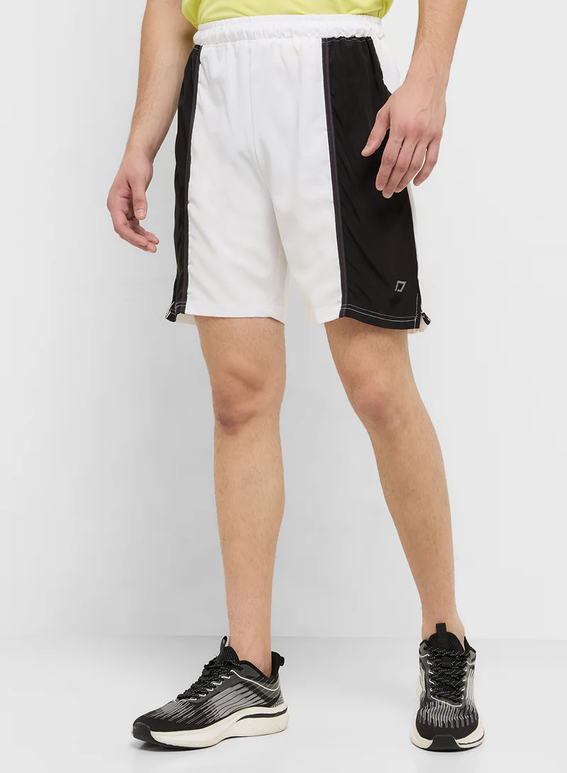 فورورد Training Shorts