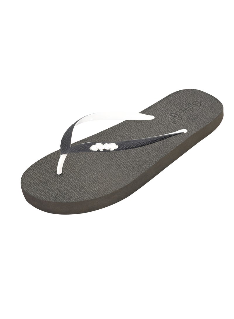 Slip&Go Fashionable Slippers  - Image 4