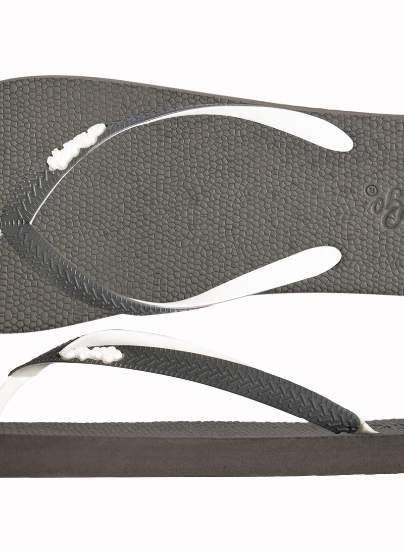 Slip&Go Fashionable Slippers  - Image 2
